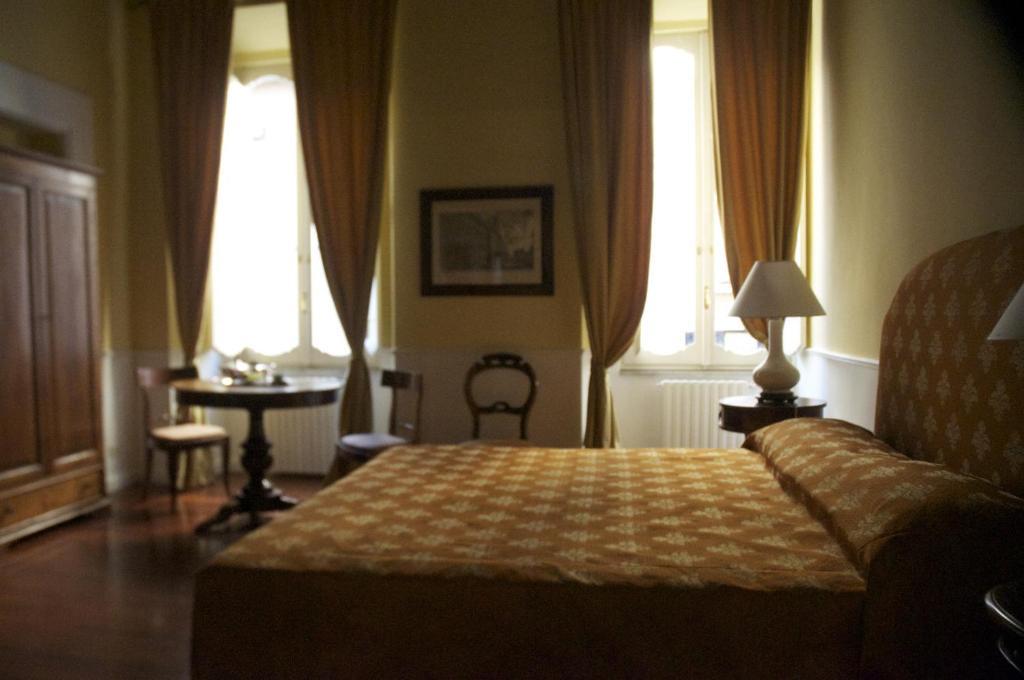 Relais Teatro Argentina Bed and Breakfast Rom Rum bild