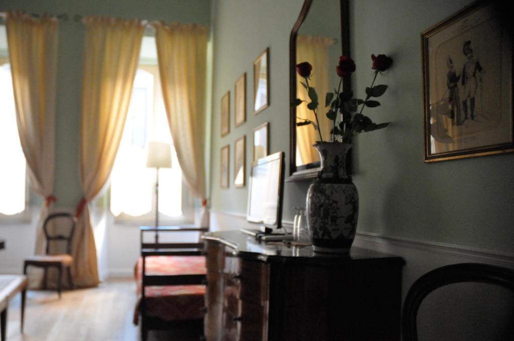 Relais Teatro Argentina Bed and Breakfast Rom Rum bild